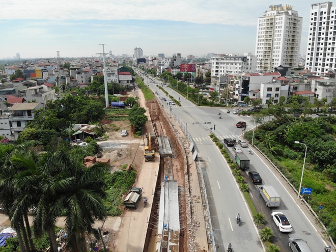 Nhìn từ trên cao dự án dựng tường bê tông, mở rộng đường đến cầu Nhật Tân - 4 Nhìn từ trên cao dự án dựng tường bê tông, mở rộng đường đến cầu Nhật Tân - 4
