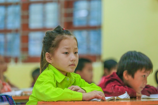 Giáo viên vùng cao vui mừng sau 2 năm có phòng học và nhà công vụ mới - 6 Giáo viên vùng cao vui mừng sau 2 năm có phòng học và nhà công vụ mới - 6
