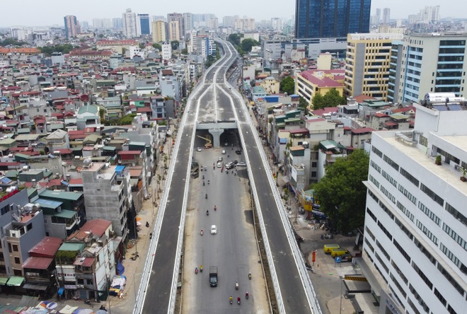 Bất ngờ với diện mạo mới đường vành đai 2 trên cao đoạn Trường Chinh - 19 Bất ngờ với diện mạo mới đường vành đai 2 trên cao đoạn Trường Chinh - 19