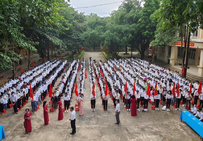 Học sinh tỉnh ngoài chưa thể trở lại trường, có thể học tại Thanh Hóa - 1