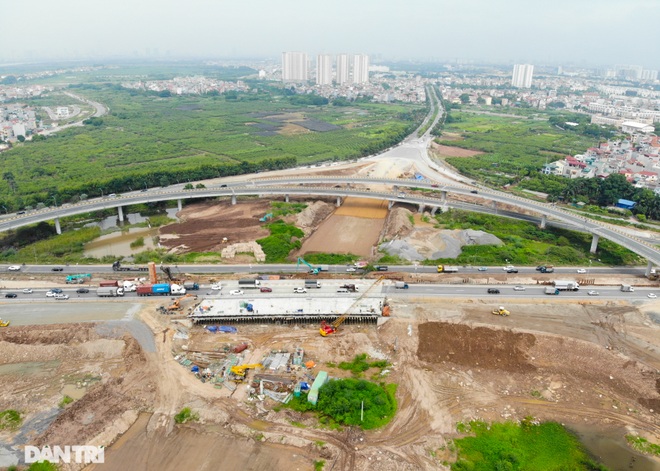 Đại công trường 400 tỷ đồng nối cao tốc Hà Nội - Hải Phòng và đường Cổ Linh - 3 Đại công trường 400 tỷ đồng nối cao tốc Hà Nội - Hải Phòng và đường Cổ Linh - 3