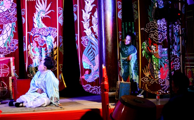 Hình ảnh cuộc sống những nghệ sĩ nặng lòng với nghề hát bội ở Sài Gòn - 3 Hình ảnh cuộc sống những nghệ sĩ nặng lòng với nghề hát bội ở Sài Gòn - 3