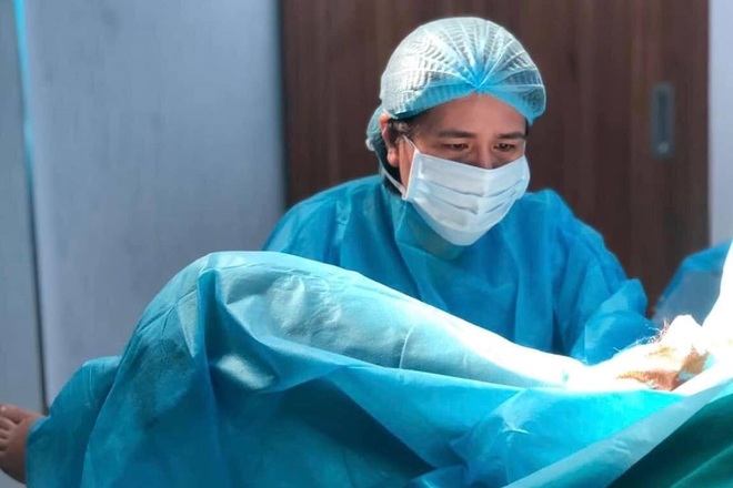 Đằng sau những mũi dao phẫu thuật tạo hình làm thay đổi số phận người bệnh - 9 Đằng sau những mũi dao phẫu thuật tạo hình làm thay đổi số phận người bệnh - 9