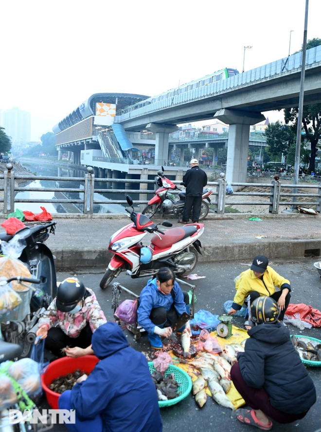 Toàn cảnh 9 đoàn tàu đường sắt Cát Linh - Hà Đông băng băng qua các nhà ga - 11 Toàn cảnh 9 đoàn tàu đường sắt Cát Linh - Hà Đông băng băng qua các nhà ga - 11