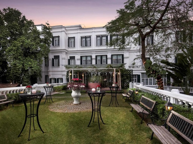 Sofitel Legend Metropole Hanoi: Đệ nhất lãi khủng dòng khách sạn xa xỉ - 5 Sofitel Legend Metropole Hanoi: Đệ nhất lãi khủng dòng khách sạn xa xỉ - 5