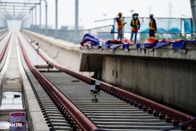 Cận cảnh đại công trường Metro chạy nước rút về đích - 7 Cận cảnh đại công trường Metro chạy nước rút về đích - 7