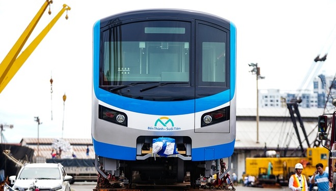 Cận cảnh đại công trường Metro chạy nước rút về đích - 13 Cận cảnh đại công trường Metro chạy nước rút về đích - 13