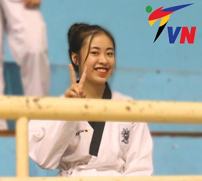 Nữ du học sinh gốc Thái Nguyên văn võ song toàn từng đạt HCV Quốc tế - 11 Nữ du học sinh gốc Thái Nguyên văn võ song toàn từng đạt HCV Quốc tế - 11