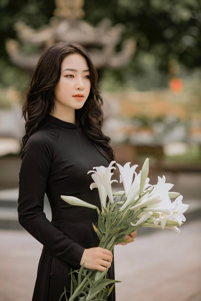 Hot girl ảnh thẻ Hà Lim gây xao xuyến với thành tích học tập đáng nể - 4 Hot girl ảnh thẻ Hà Lim gây xao xuyến với thành tích học tập đáng nể - 4