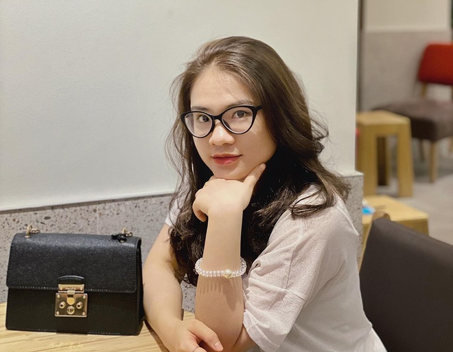 Nữ thủ khoa tốt nghiệp sớm, xinh đẹp không kém hot girl - 3 Nữ thủ khoa tốt nghiệp sớm, xinh đẹp không kém hot girl - 3