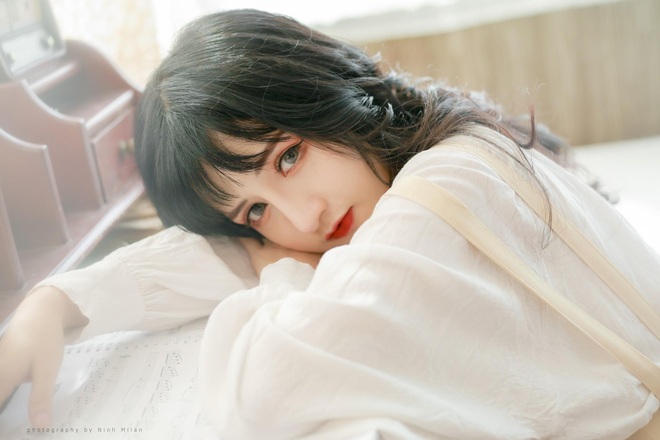 Sở hữu vẻ đẹp không tuổi, hot girl gây bất ngờ khi tiết lộ năm sinh - 5 Sở hữu vẻ đẹp không tuổi, hot girl gây bất ngờ khi tiết lộ năm sinh - 5