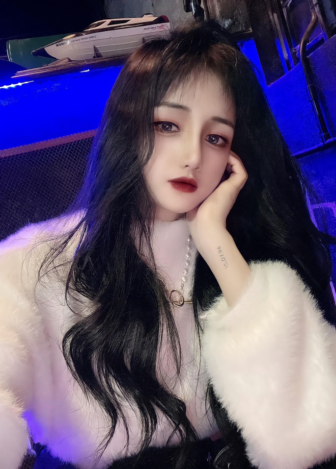 Sở hữu vẻ đẹp không tuổi, hot girl gây bất ngờ khi tiết lộ năm sinh - 6 Sở hữu vẻ đẹp không tuổi, hot girl gây bất ngờ khi tiết lộ năm sinh - 6