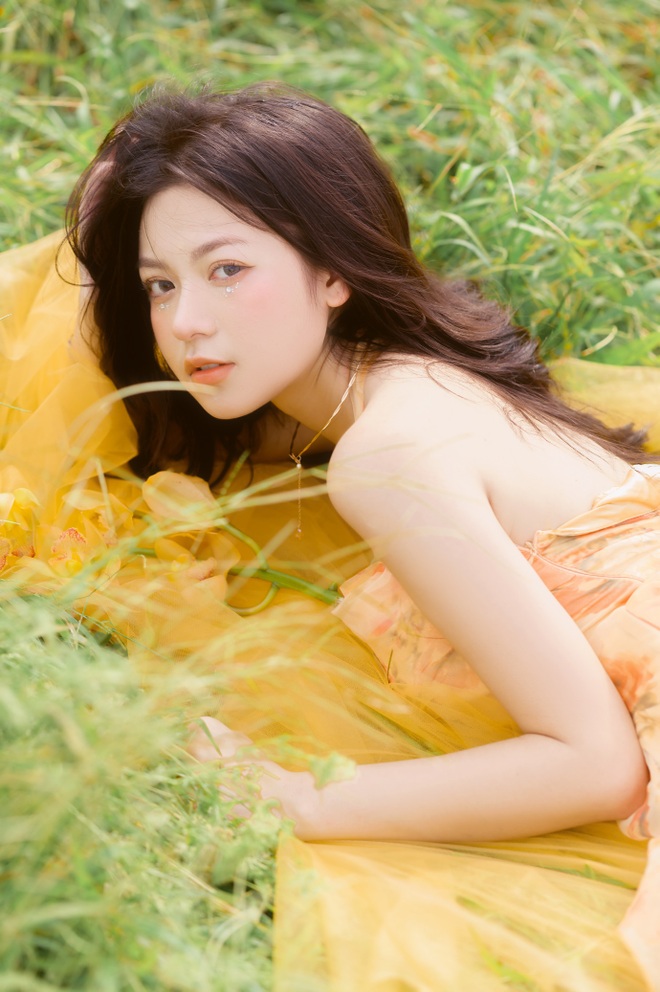 Hot girl xứ Lạng: Quan trọng không phải tấm bằng mà là năng lực, thái độ - 3 Hot girl xứ Lạng: Quan trọng không phải tấm bằng mà là năng lực, thái độ - 3