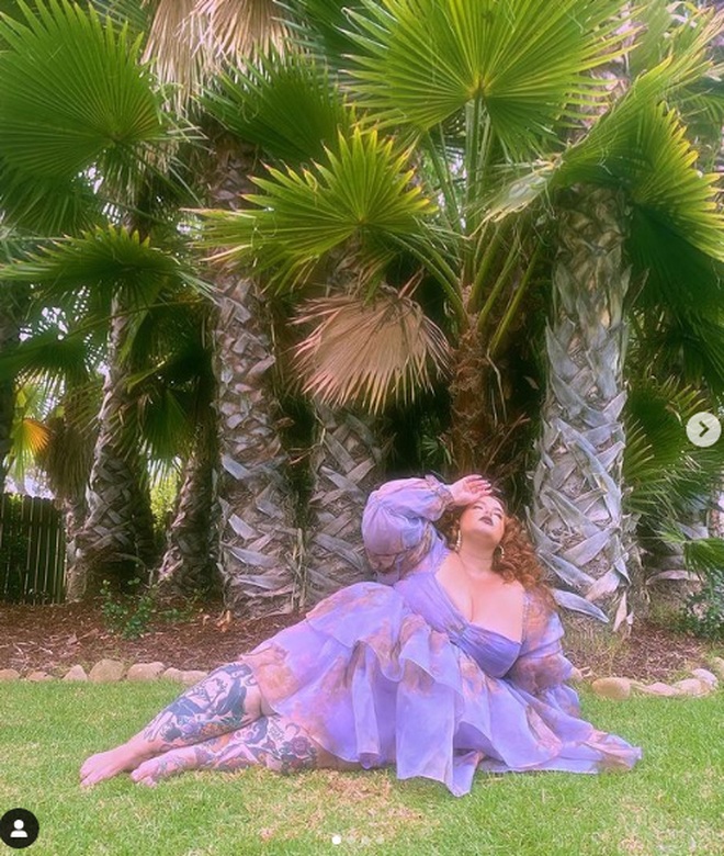 Nặng hơn 100 kg, người mẫu Tess Holliday vẫn tự tin diện đồ gợi cảm - 8 Nặng hơn 100 kg, người mẫu Tess Holliday vẫn tự tin diện đồ gợi cảm - 8