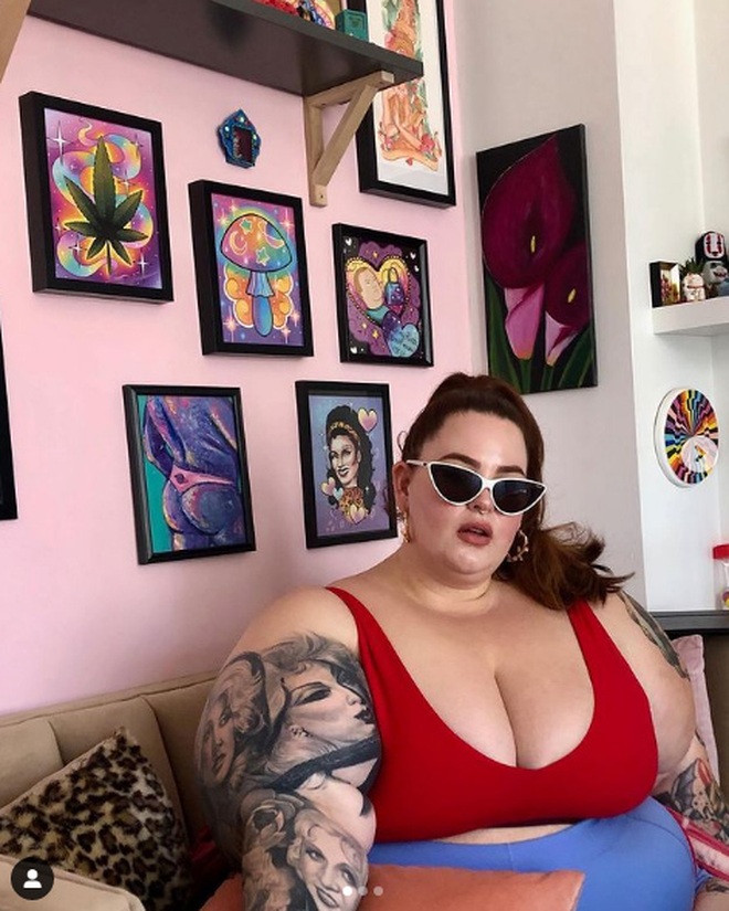 Nặng hơn 100 kg, người mẫu Tess Holliday vẫn tự tin diện đồ gợi cảm - 7 Nặng hơn 100 kg, người mẫu Tess Holliday vẫn tự tin diện đồ gợi cảm - 7