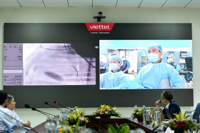Viettel đóng góp 450 tỷ đồng vào quỹ vắc xin phòng Covid-19 - 1 Viettel đóng góp 450 tỷ đồng vào quỹ vắc xin phòng Covid-19 - 1