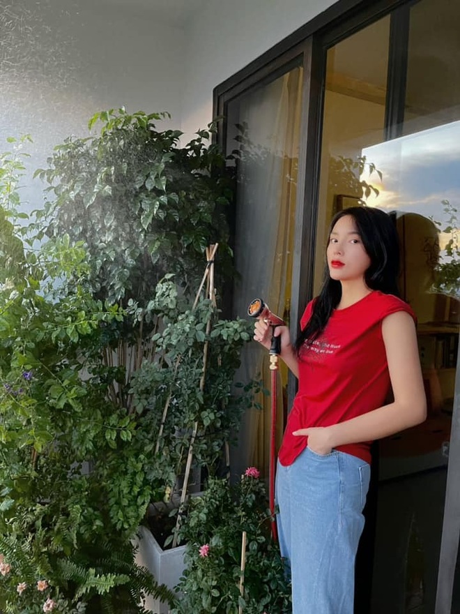 Hoa hậu Kỳ Duyên làm nông dân trong căn hộ cao cấp - 5 Hoa hậu Kỳ Duyên làm nông dân trong căn hộ cao cấp - 5