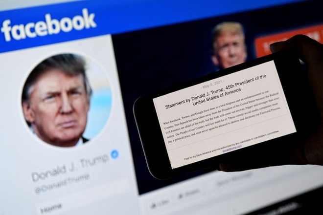 Bị Facebook cấm cửa 2 năm, ông Trump bóng gió ngày trở lại Nhà Trắng - 1