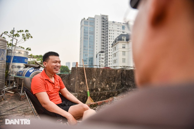 Thèm du lịch, giới trẻ đầu tư cắm trại tại gia: Chỉ ngắm nóc nhà vẫn vui - 3 Thèm du lịch, giới trẻ đầu tư cắm trại tại gia: Chỉ ngắm nóc nhà vẫn vui - 3