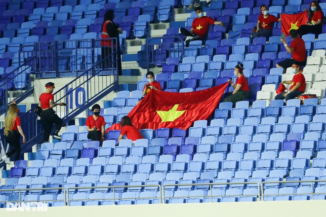 Việt Nam 4-0 Indonesia: Duyên ngầm của Công Phượng - 22