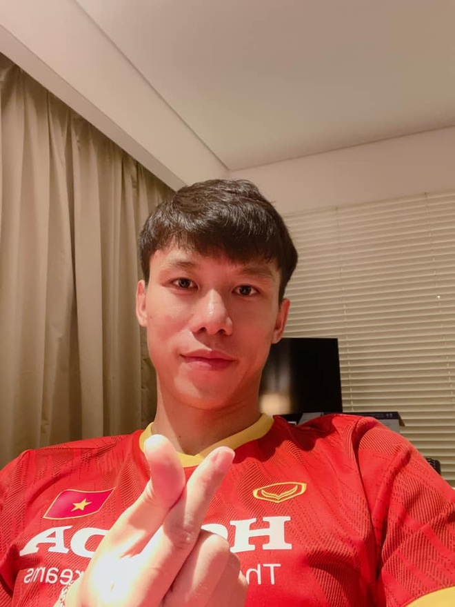 Cảm xúc của các tuyển thủ Việt Nam sau trận thắng đậm Indonesia - 11