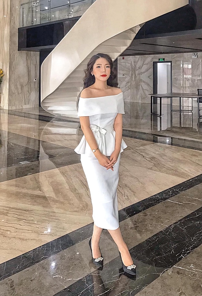 Hot girl Báo chí với dáng cực chuẩn đam mê nghề MC - 8 Hot girl Báo chí với dáng cực chuẩn đam mê nghề MC - 8