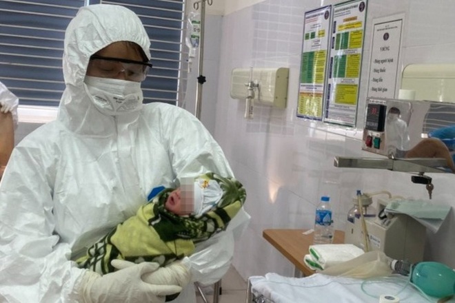 Hà Nội: Đỡ đẻ thành công sản phụ mắc Covid-19 - 1 Hà Nội: Đỡ đẻ thành công sản phụ mắc Covid-19 - 1