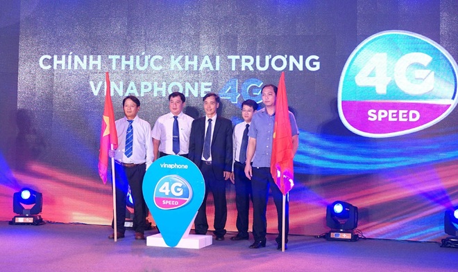 Những dấu mốc ấn tượng trên chặng đường phát triển 25 năm của VinaPhone - 4 Những dấu mốc ấn tượng trên chặng đường phát triển 25 năm của VinaPhone - 4