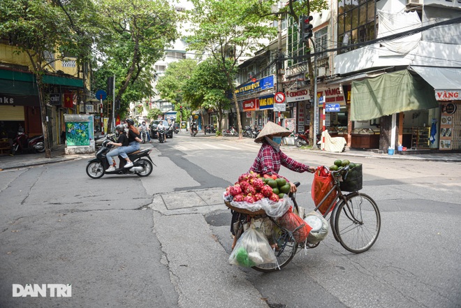 The street that used to have the most names in Hanoi - 4