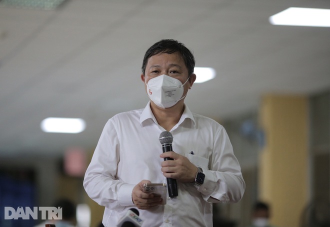 Phó Chủ tịch TPHCM kiểm tra nóng CT PouYuen vì có công nhân mắc Covid-19 - 7 Phó Chủ tịch TPHCM kiểm tra nóng CT PouYuen vì có công nhân mắc Covid-19 - 7