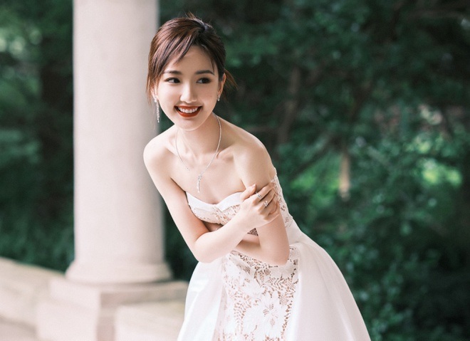 Đồng Dao, Nghê Ni đọ sắc tại lễ trao giải phim truyền hình - 7 Đồng Dao, Nghê Ni đọ sắc tại lễ trao giải phim truyền hình - 7