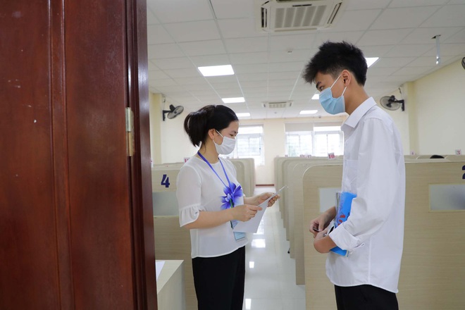Thi Đánh giá năng lực: Giảm từ 1000 thí sinh/ngày thi xuống còn 240 - 2 Thi Đánh giá năng lực: Giảm từ 1000 thí sinh/ngày thi xuống còn 240 - 2