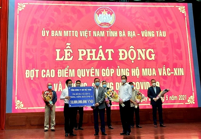 PV GAS tiếp tục ủng hộ 20 tỷ đồng, đồng hành cùng các tỉnh thành phòng chống Covid-19 - 2