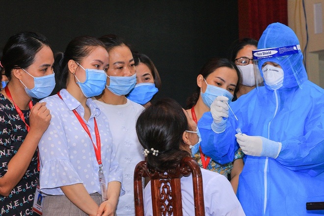 Hơn 1.000 sinh viên ĐH Y khoa Vinh sẵn sàng lên đường chống dịch Covid-19 - 1 Hơn 1.000 sinh viên ĐH Y khoa Vinh sẵn sàng lên đường chống dịch Covid-19 - 1