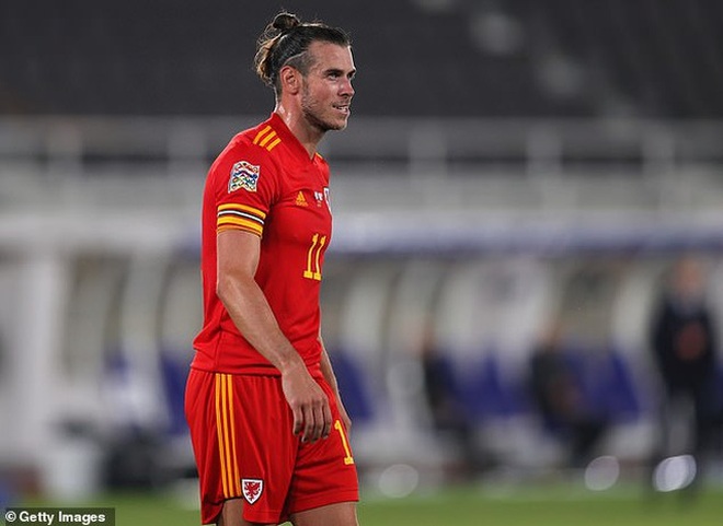 Gareth Bale gây thất vọng, xứ Wales may mắn thoát thua trước Thụy Sĩ - 2 Gareth Bale gây thất vọng, xứ Wales may mắn thoát thua trước Thụy Sĩ - 2