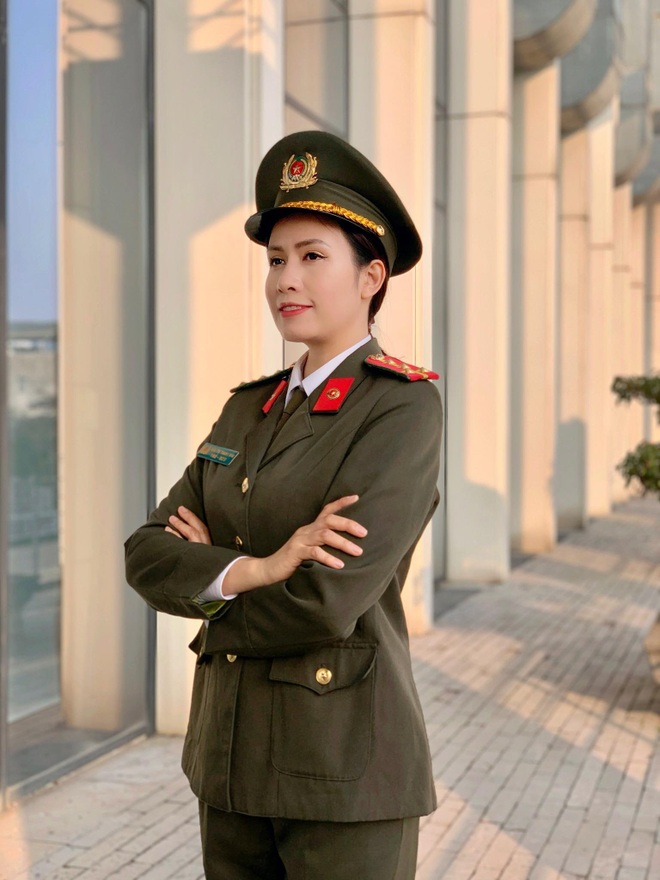 Thân thế ngoài đời của Trâm tiểu tam trong phim Hãy nói lời yêu - 3 Thân thế ngoài đời của Trâm tiểu tam trong phim Hãy nói lời yêu - 3
