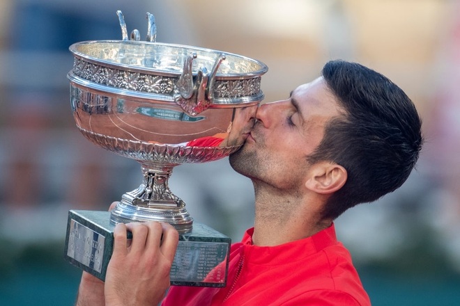Những khoảnh khắc Djokovic vượt qua Tsitsipas để vô địch Roland Garros - 19