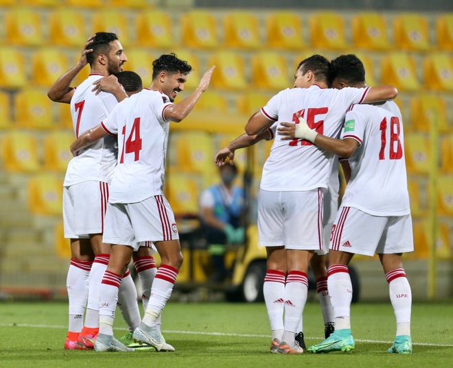 HLV Bert Van Marwijk: UAE sẽ chơi đúng đẳng cấp để thắng tuyển Việt Nam - 2