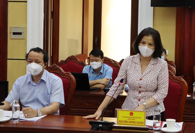 Bí thư Bắc Ninh: Xử lý nghiêm vi phạm phòng chống dịch, tụ tập xem bóng đá - 2 Bí thư Bắc Ninh: Xử lý nghiêm vi phạm phòng chống dịch, tụ tập xem bóng đá - 2
