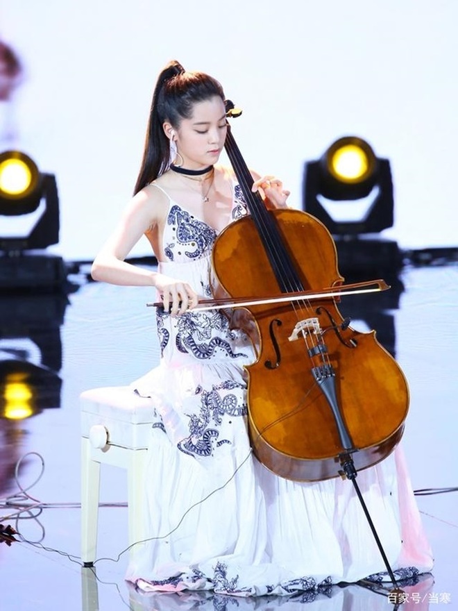 Công chúa Cello Âu Dương Na Na vừa giàu, vừa đẹp ở tuổi 21 - 1