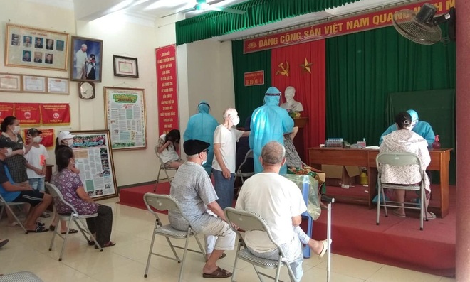 Nghệ An khẩn tìm người tiếp xúc gần nữ nhân viên làm tóc mắc Covid-19 - 9 Nghệ An khẩn tìm người tiếp xúc gần nữ nhân viên làm tóc mắc Covid-19 - 9