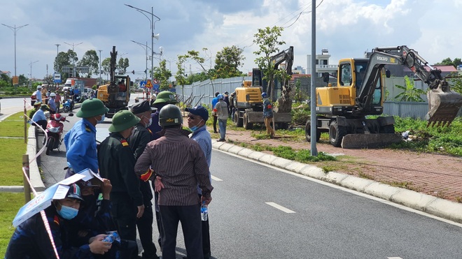 Bắt đối tượng tổ chức đánh bạc, cư trú trái phép tại khu đất Quốc phòng - 3