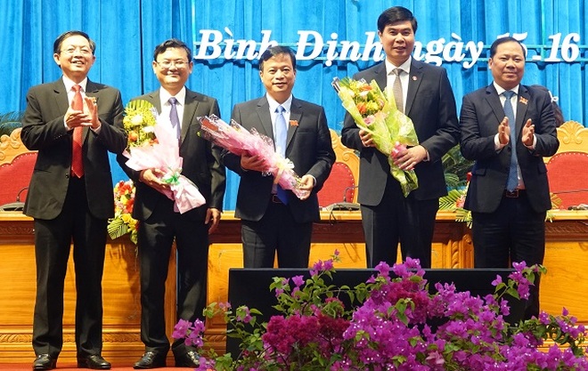 Ông Nguyễn Phi Long tái đắc cử Chủ tịch UBND tỉnh Bình Định - 3 Ông Nguyễn Phi Long tái đắc cử Chủ tịch UBND tỉnh Bình Định - 3