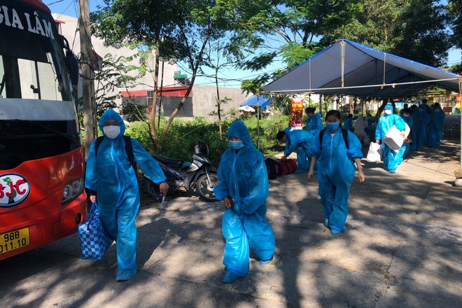 Bắc Giang: Số ca dương tính với SARS-CoV-2 tăng vọt - 1