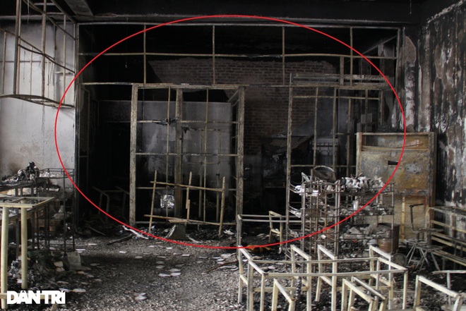 Vụ cháy phòng trà: Công trình không đảm bảo quy chuẩn an toàn phòng cháy - 1