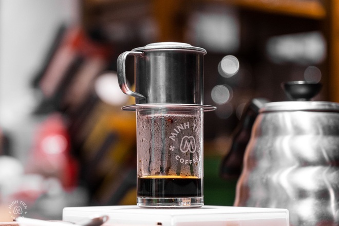 Sự khác biệt giữa cà phê pha máy và cà phê pha phin - 1