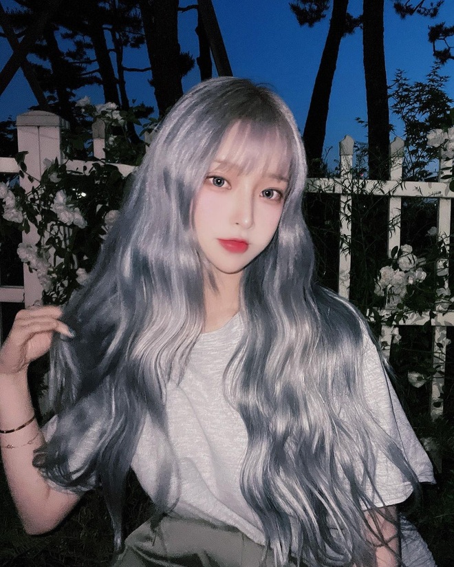 Hot girl xứ Hàn nổi tiếng với đủ mọi màu tóc nhuộm khác nhau - 8