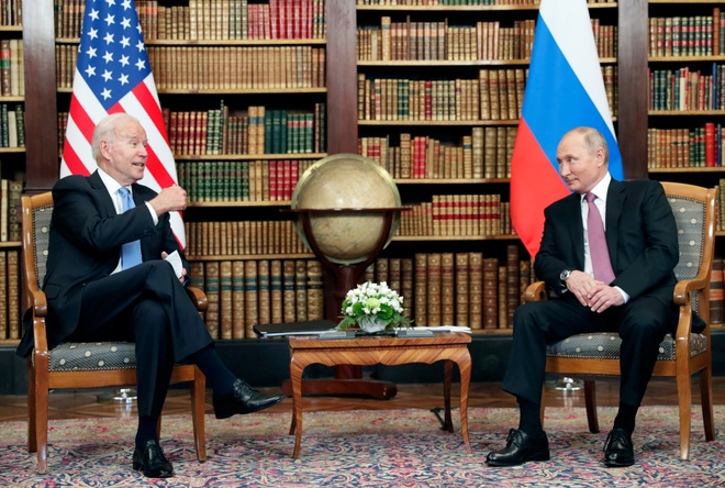 Màn thể hiện của Putin - Biden trong cuộc gặp cân não  - 1