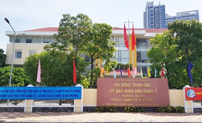 UBND quận 7 hoạt động như thế nào sau khi có cán bộ nghi mắc Covid-19? - 1 UBND quận 7 hoạt động như thế nào sau khi có cán bộ nghi mắc Covid-19? - 1