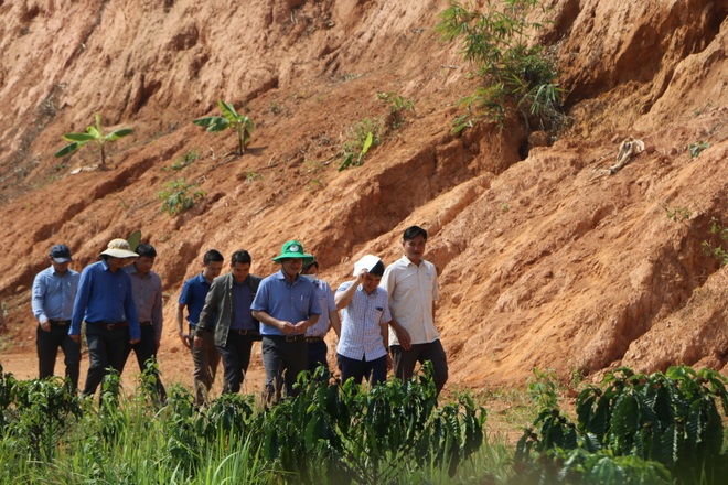 Thanh tra kênh thủy lợi 90 tỷ đồng độn thổ ở xã nghèo nhất Đắk Nông - 1 Thanh tra kênh thủy lợi 90 tỷ đồng độn thổ ở xã nghèo nhất Đắk Nông - 1